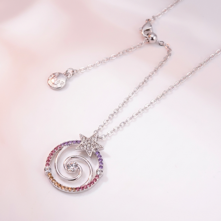 Spiralenstern Anhänger – versilbert, inkl. Kette