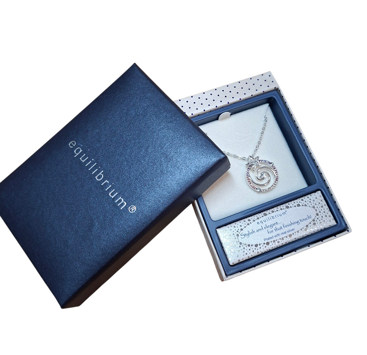 Spiralenstern Anhänger – versilbert, inkl. Kette